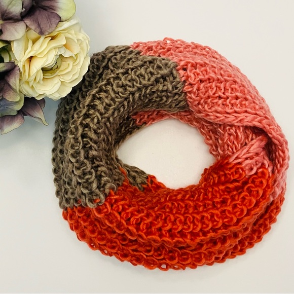 NEW Winter Knit Infinity Scarf Coral Pink Tan Striped Scarf - Picture 4 of 6